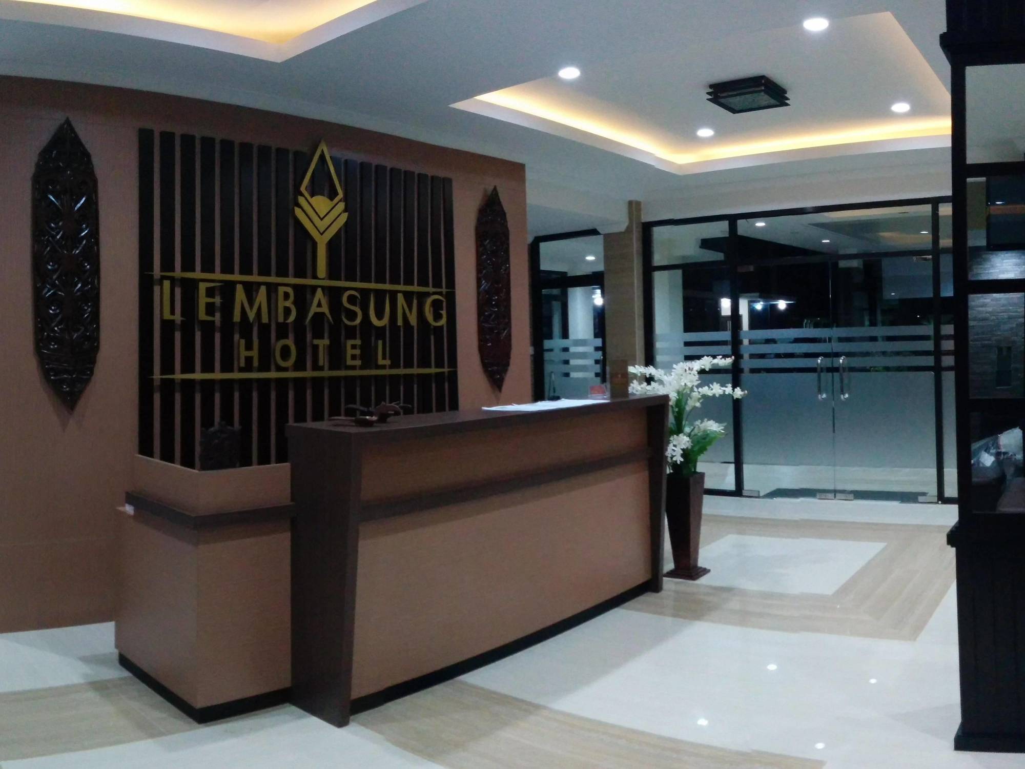 Lembasung Boutique Syariah Hotel Tarakan Exterior photo